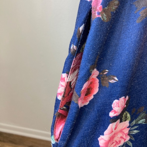 Blue Dress with pink floral design - Picture 5 of 7